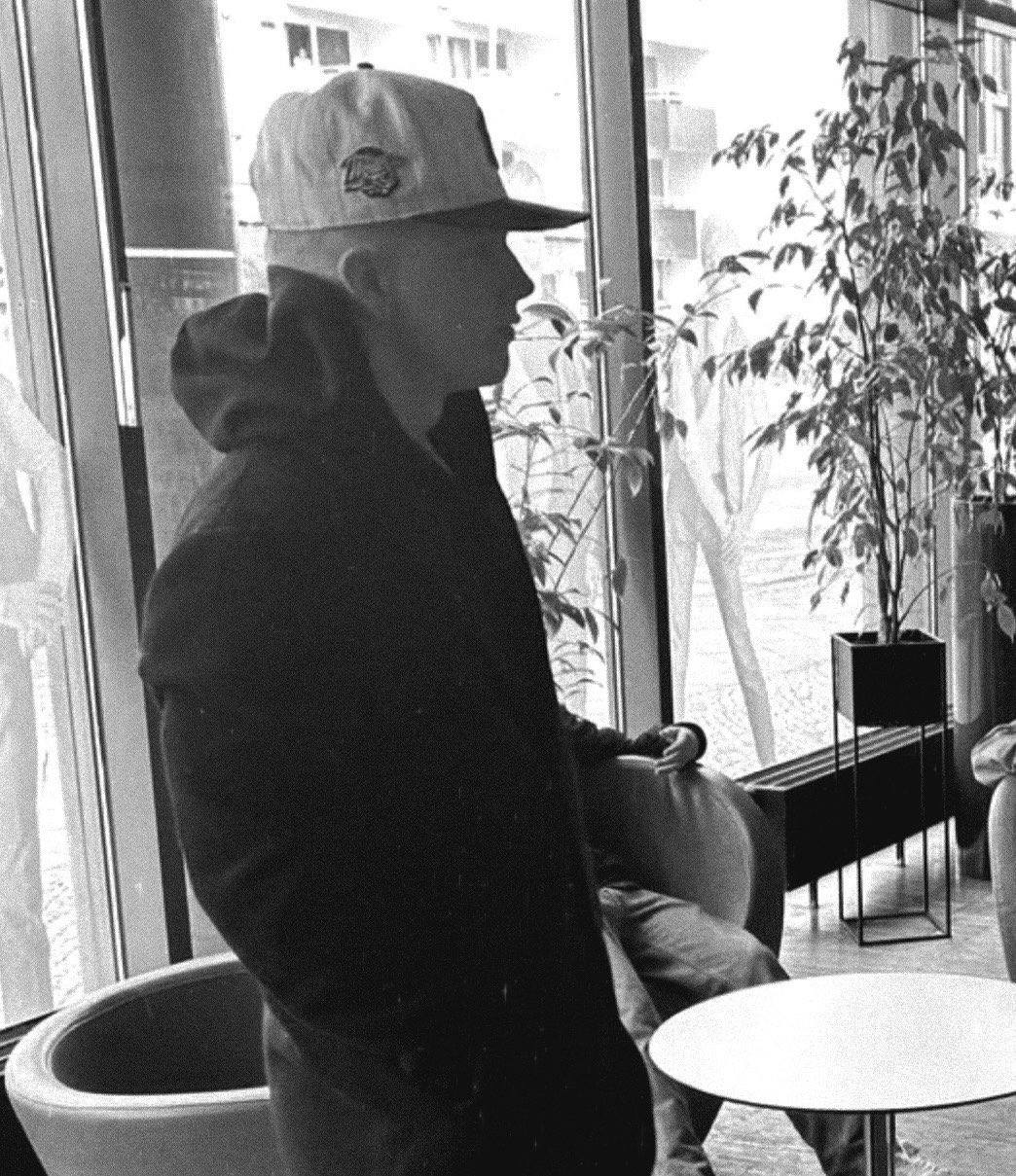 CutzbyMikas portræt